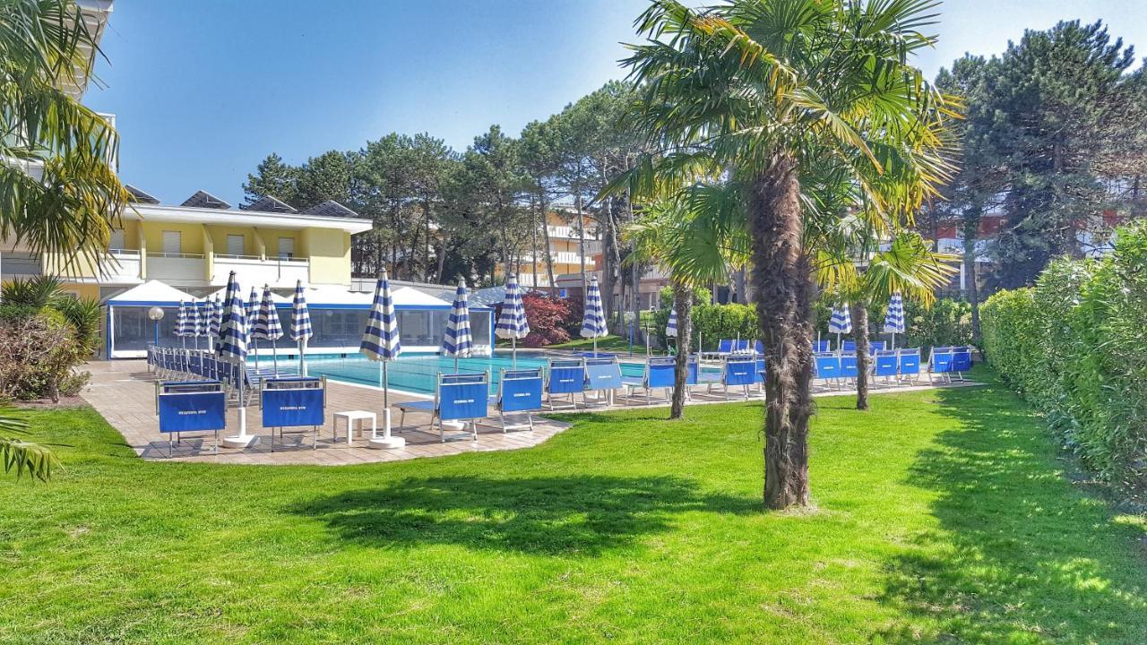 Hotel Alla Terrazza Bibione Exterior photo